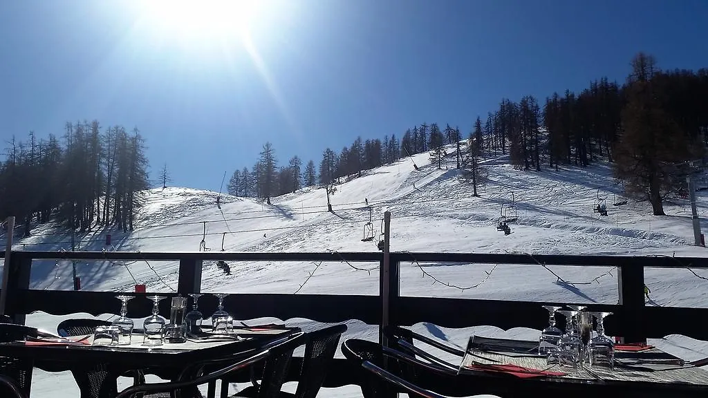 La Vallee Blanche Hotel Peone